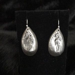 Silpada Silver Leaf Earrings